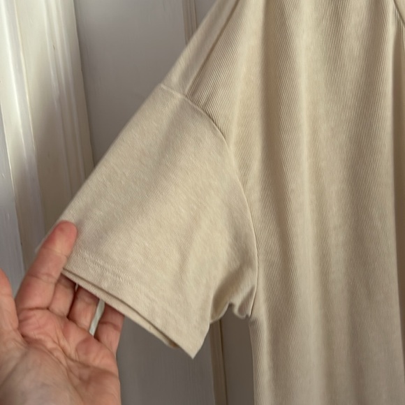 Toad & Co. Piru Tie Short-Sleeve Scoop Neck Hemp Blend Drop Shoulder Tee - Picture 4 of 9